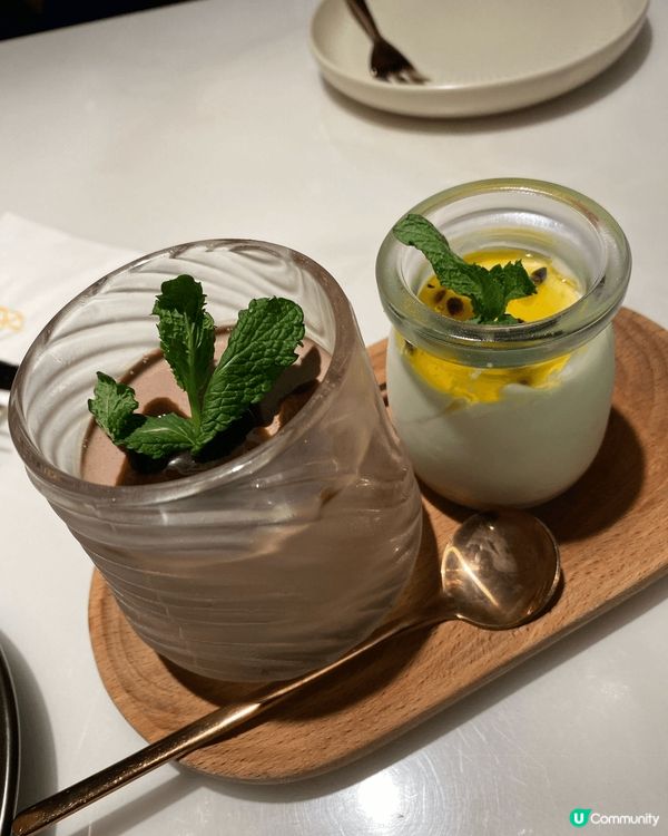 這間重新包装的餐廳非常用心製作這些甜品，有驚喜，一定再來，它...