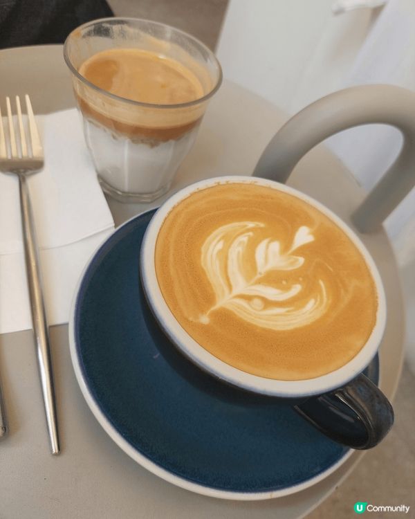 近期由飲Latta改飲Flat White, 因咖啡比例多一...