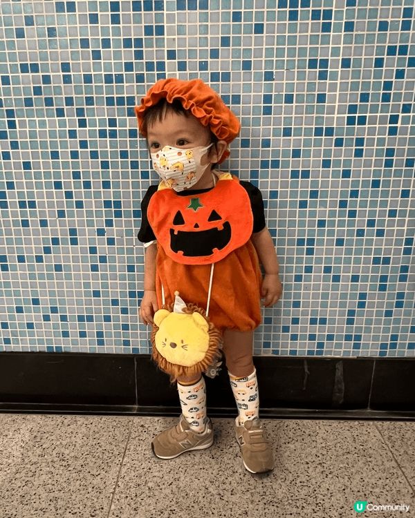 出發去海洋公園玩～緊係要去食個兒童餐啦！