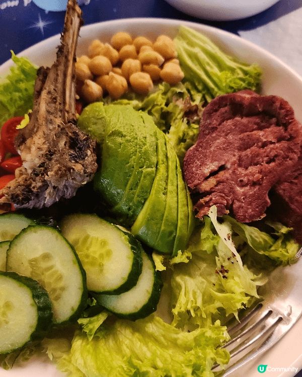 以色列餐廳💚沙律新鮮👍🏻鷹嘴豆泥甜又滑