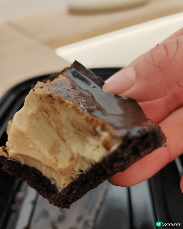 終於到訪buffee了！買了超濃朱古力撻當飯後甜品，朱古力非...