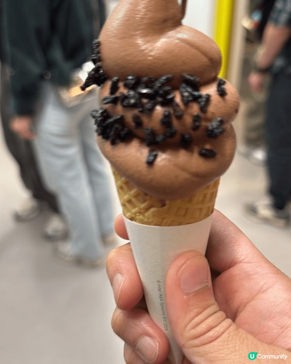 雪糕是來自IKEA, pizza套餐來由元朗小店FATTYB...