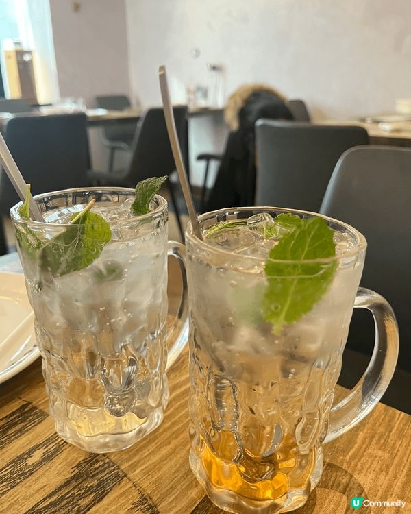 位於繁忙的銅鑼灣市中心，Little Fresh Cafe ...