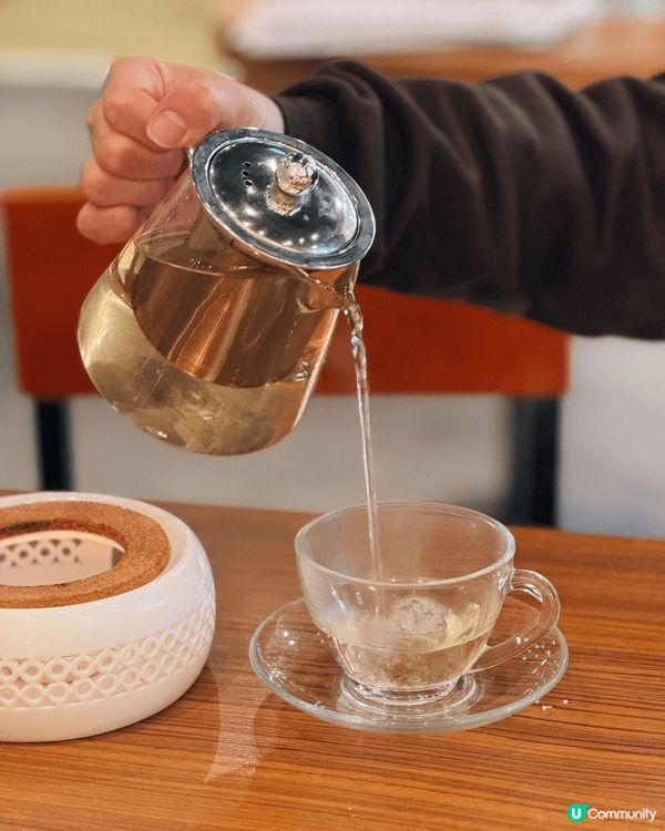 餐廳環境空曠，空間感大，坐得好舒服😌