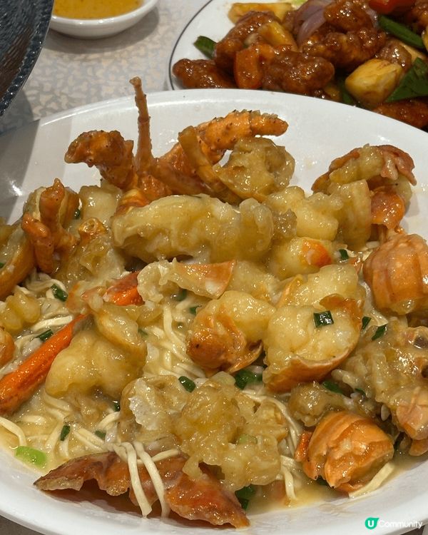 平時家庭聚會都會去海港酒家，佢哋嘅小炒都好好食，而且一直ke...