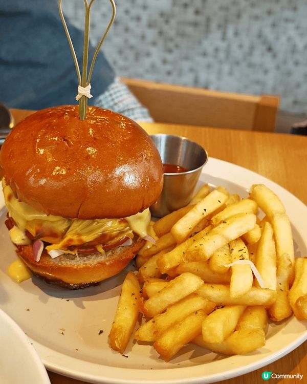 到位於深水埗與太子交界的文青 cafe -- “不苦 ”慶祝...