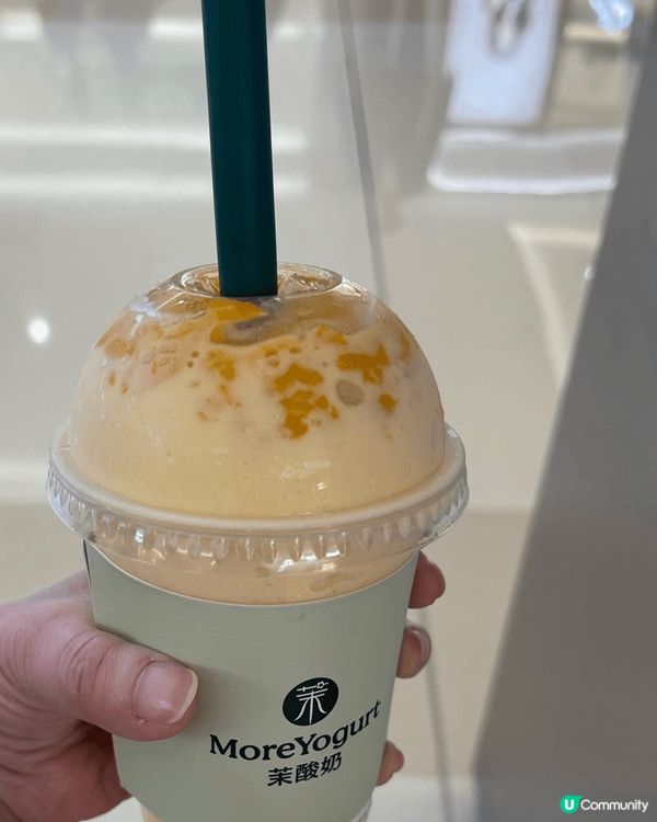 茉酸奶除左牛油果特飲外，這款芒果乳酪特飲都好受歡迎，不單有新...