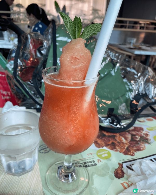 去咗啟德airside食goobne chicken~ 佢地...