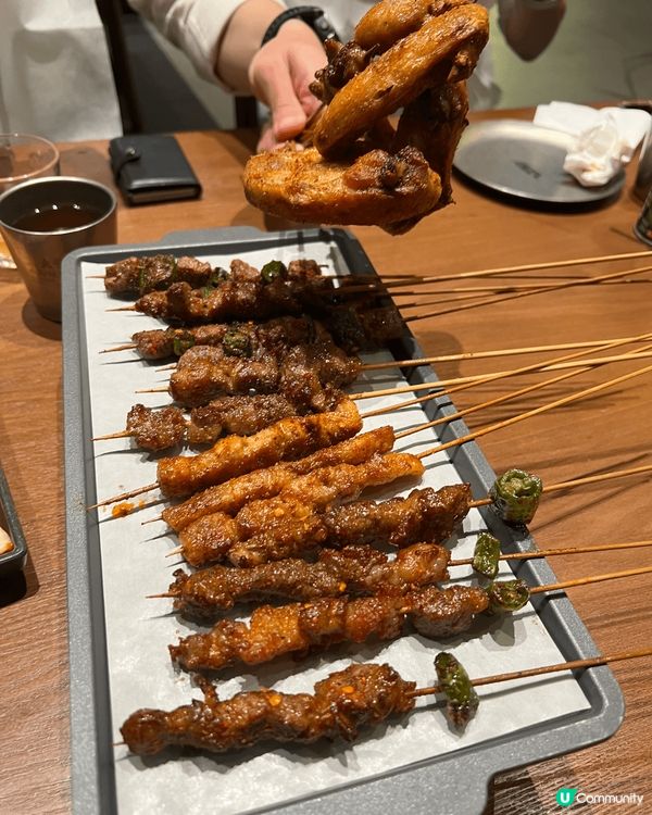 同朋友去左四川成都旅行，有人推介左呢間王大爺成都燒烤🍖好正宗...