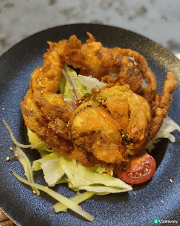 位於灣仔小巷的幸屋，高質日本拉麵，叫咗個2人餐加冷麵。拉麵質...