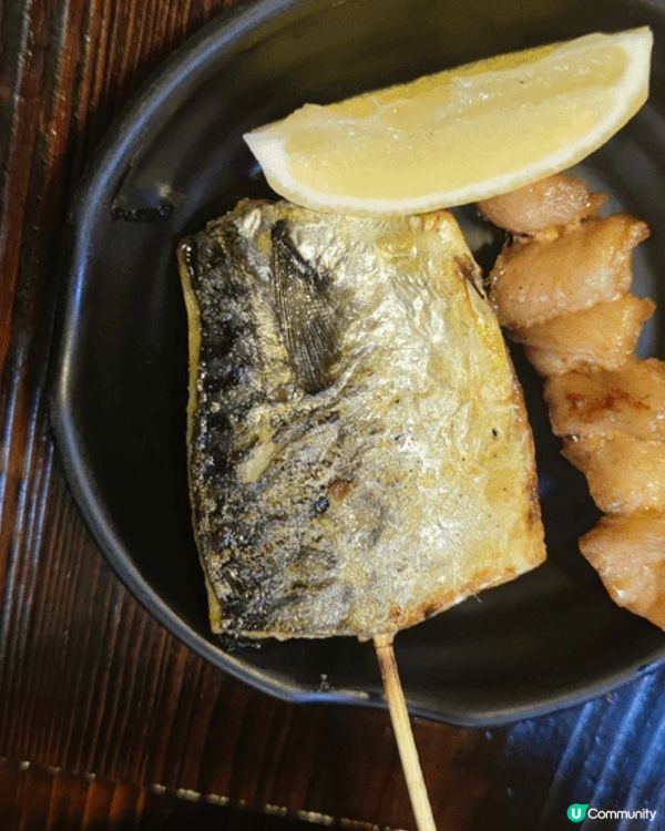 位於灣仔小巷的幸屋，高質日本拉麵，叫咗個2人餐加冷麵。拉麵質...