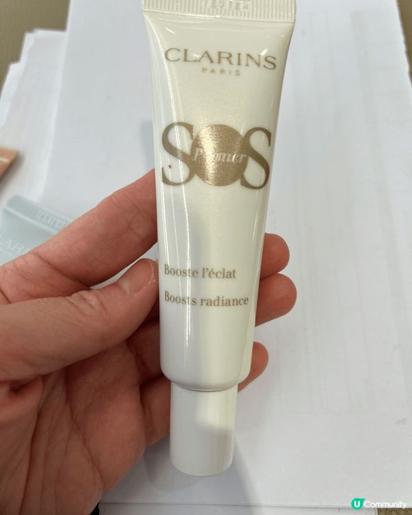 Clarins SOS Primer 的不同顏色各有其獨特功...