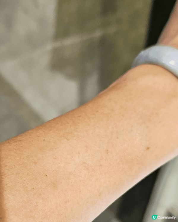 Nivea新出body lotion, 味道甜甜地！易推開！...