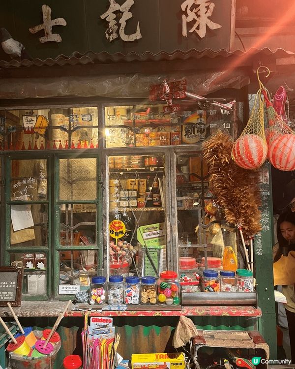 呢度係九龍城寨電影嘅拍攝場景，而家喺啟德Airside做緊展...