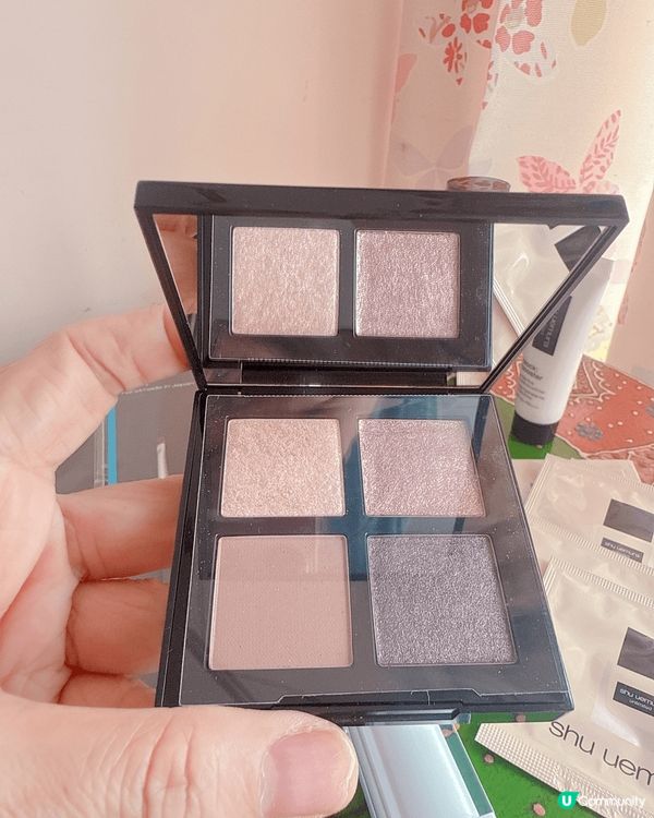 係shu uemura買了新色眼影同唇膏💄，眼影顏色幾靚又容...
