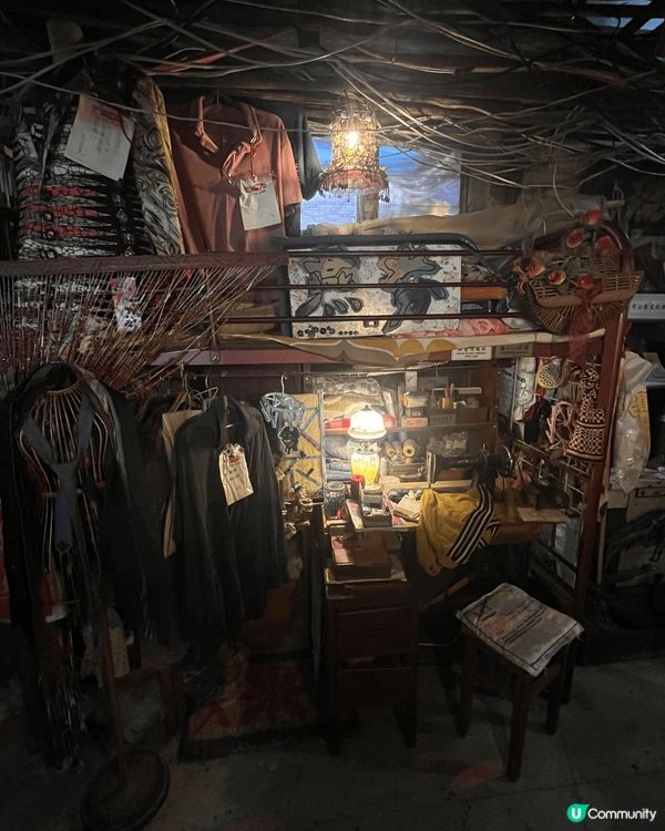 懷舊嘅九龍城寨係重現眼前，帶你回到70、80年代舊香港嘅生活...