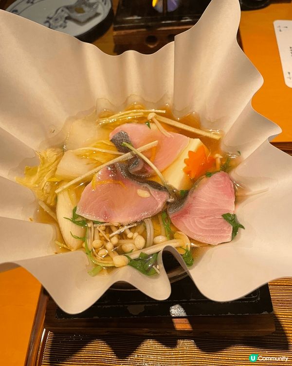 人生第一次吃高級懷石料理，每道菜都很精緻， 最適合相機食先的...