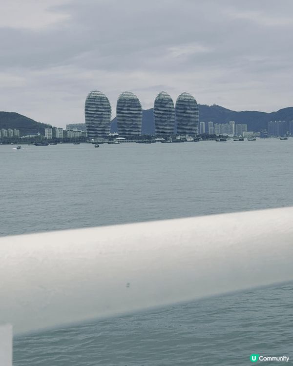 三亞新地標四幢如帆船健築物外牆夜晚燈飾圖案多變好靚