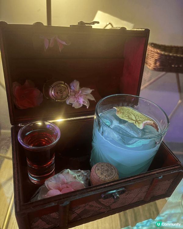 台灣秘密花園酒吧。價錢平均$400台幣一般非常好飲Cockt...