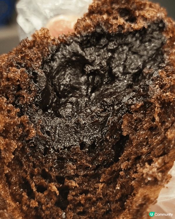 滿滿巧克力碎＋巧克力流心Muffin😋 推薦！非常好吃