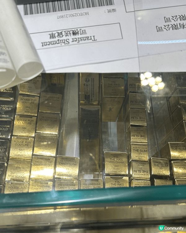 我最想買YSL 的唇膏，潤得來顯色道高，持久度高。再試試韓國...