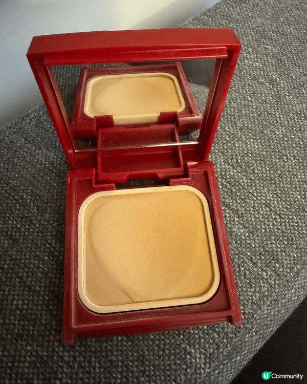 Integrate 柔焦輕透美肌粉餅 coverage 非常...