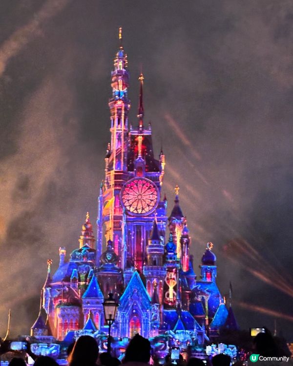 香港迪士尼樂園煙花夜景! 如果你都鍾意我嘅分享如果都鍾意我嘅...