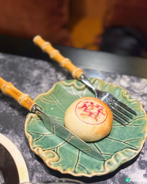 銅鑼灣點心咖啡館？❤️‍🔥爆汁蟹粉大湯包🤩