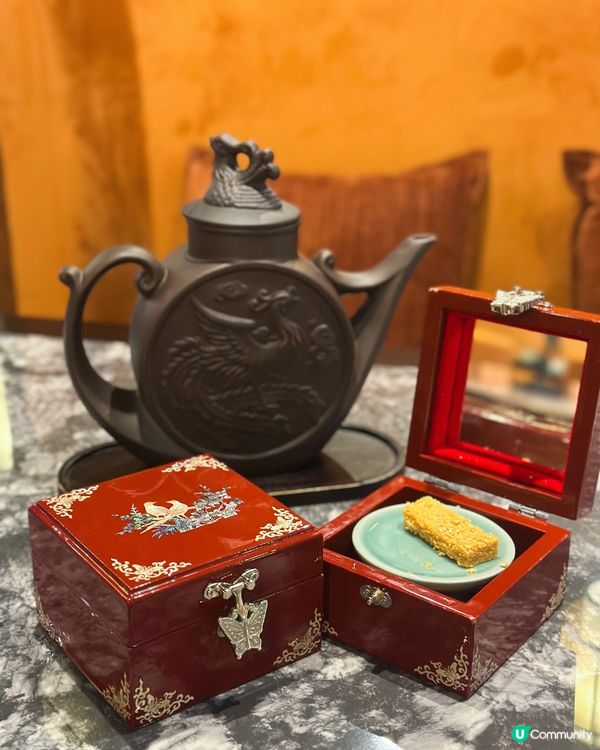 銅鑼灣點心咖啡館？❤️‍🔥爆汁蟹粉大湯包🤩