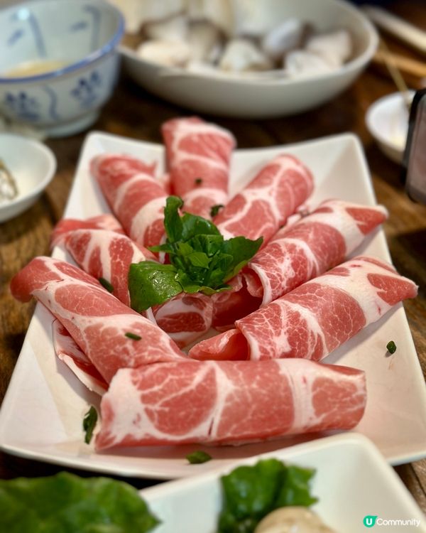 肥牛火鍋大餐🐮