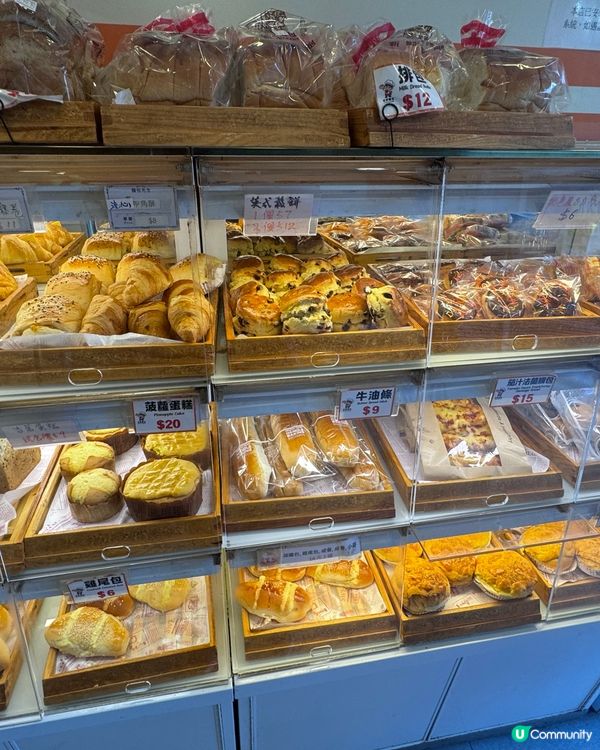 佳寶麵包 🍓😋  沙田、大埔、屯門都有分店！