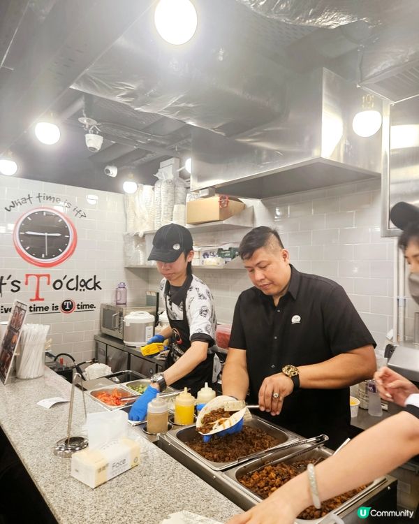 深水埗朋友注意啦！🤩  西九龍廣場新開菲律賓烤卷！