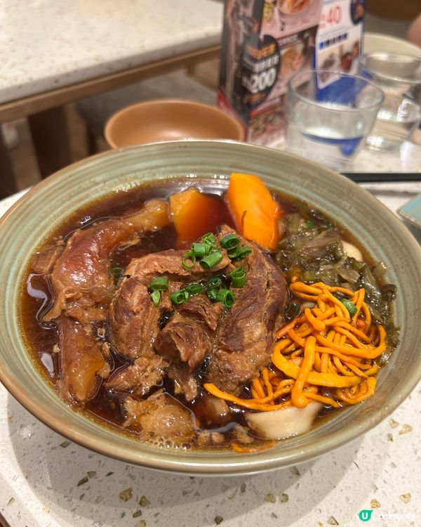 銅鑼灣新派台灣菜😋 麻吉灶咖必試牛肉麵！