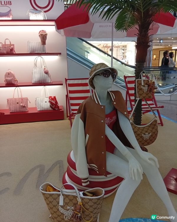 夏日海灘必備🏖️  MCM海港城期間限定店登場！