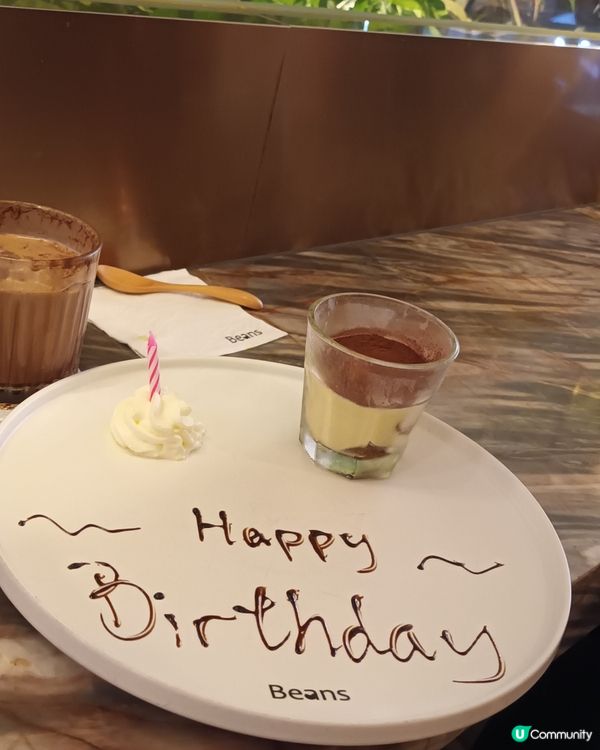 ## 🍔手撕豬漢堡，滋味爆燈！🤤