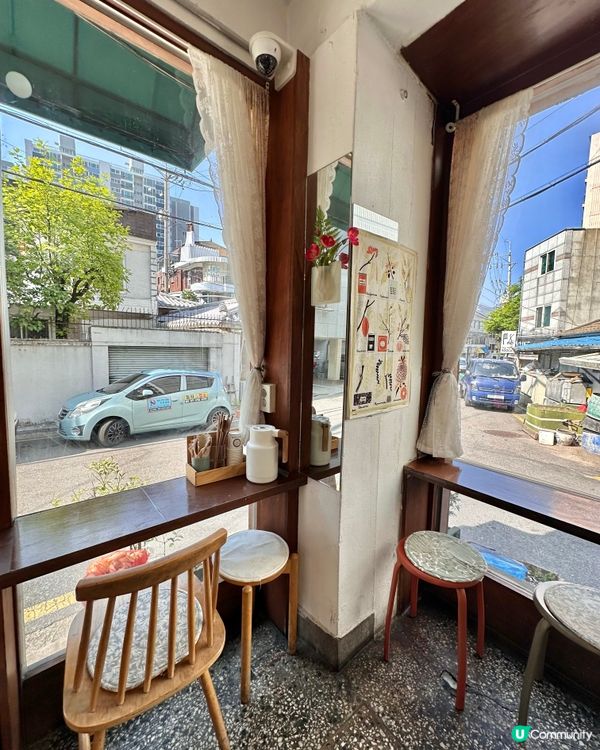 🇰🇷 去弘濟川看瀑布途中發現一間唔錯嘅紫菜包飯小店