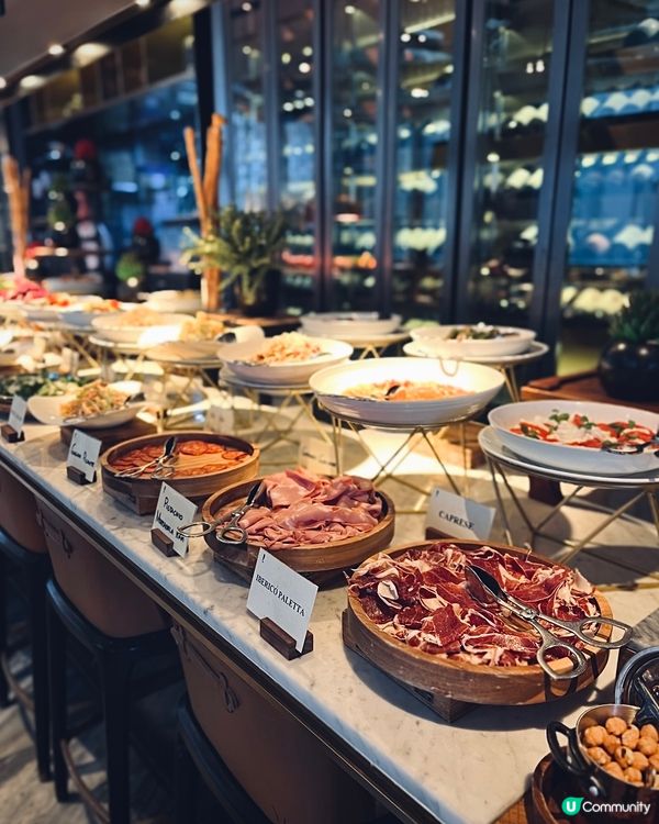 勞動節超值優惠51折🥩蘭桂坊人氣扒房任食海鮮和牛自助早午餐