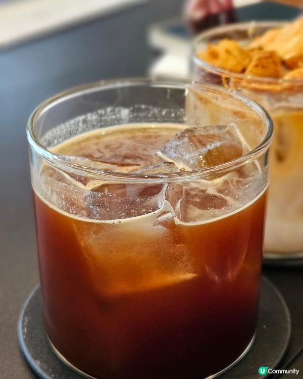 落雨都唔怕🌧️  嘆住嘢食慢慢坐 🛋️