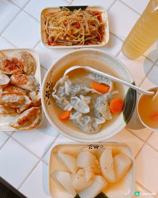 屯門新開周記手工餃子🥟!粟米芝士煎餃x韭菜湯餃🔥惹味好吃！