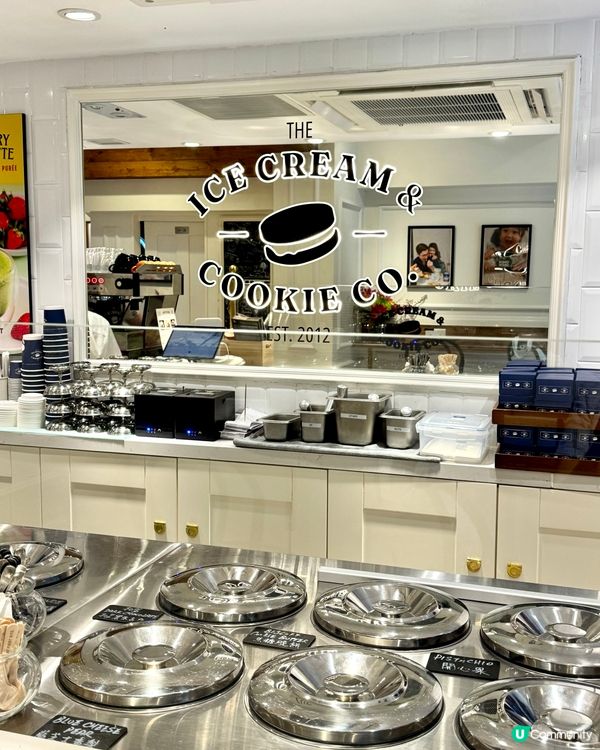 上環雪糕天堂🌴🍦  
炎炎夏日，專程去上環歌賦街ICC😻