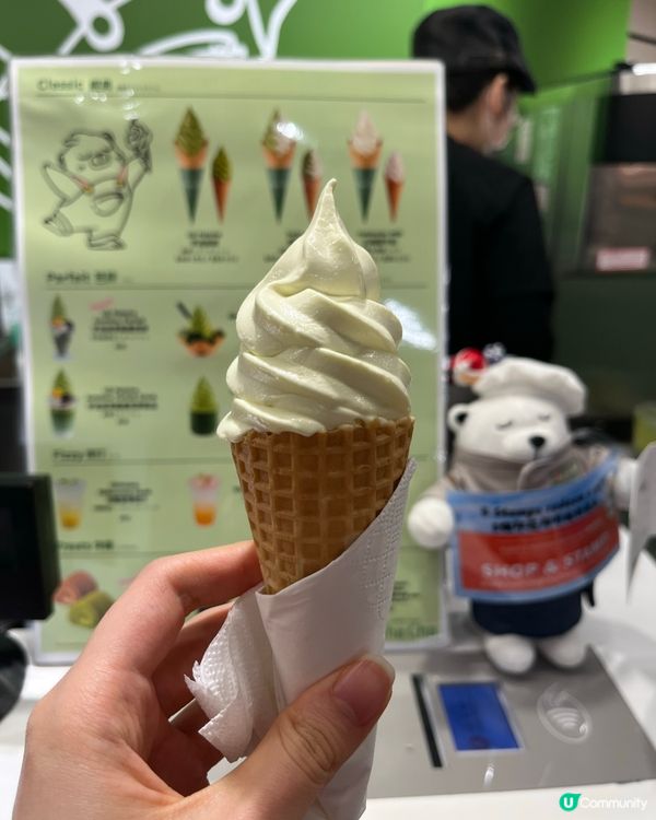 Free ice cream 🍦 一個人食兩條雪糕🍦太飽了