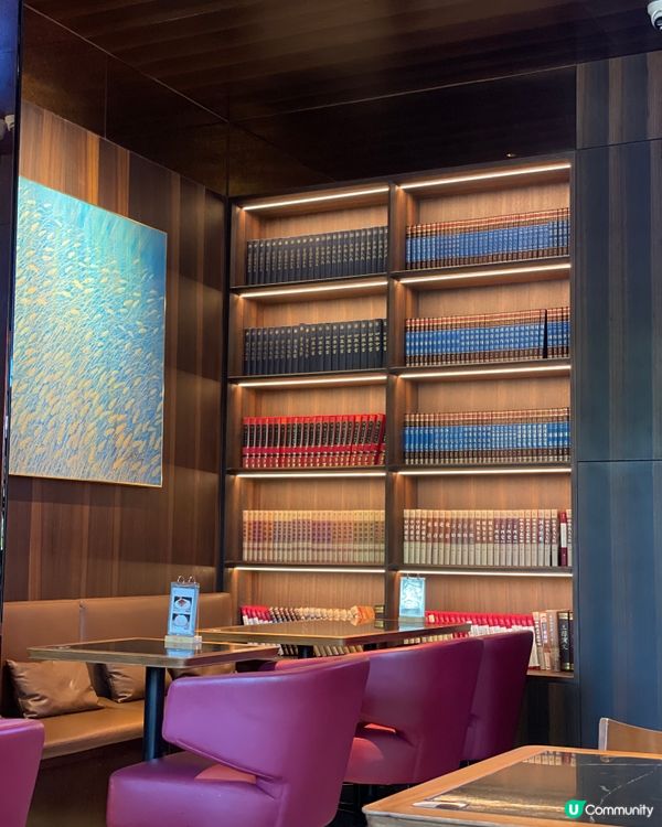 賞瓦頂綠意，享摩卡沙拉炸雞漢堡的幸福滋味！