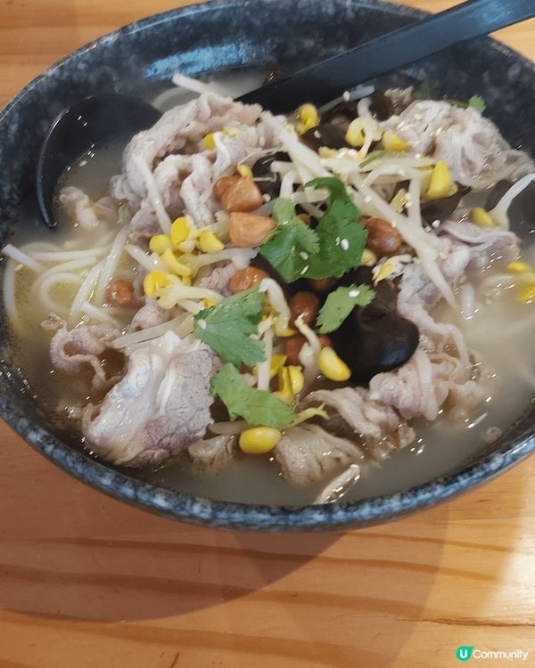 尖沙咀午餐 '小魚兒' 肥牛米線，好足料，肥牛多，還可擇痳辣...