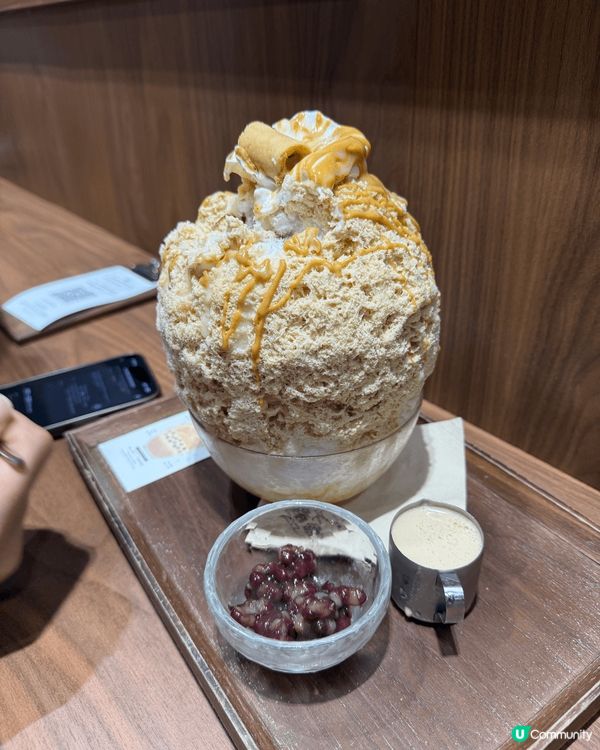 之前食飽之後諗住搵甜品食，結果行行吓附近就有一間專食刨冰，外...