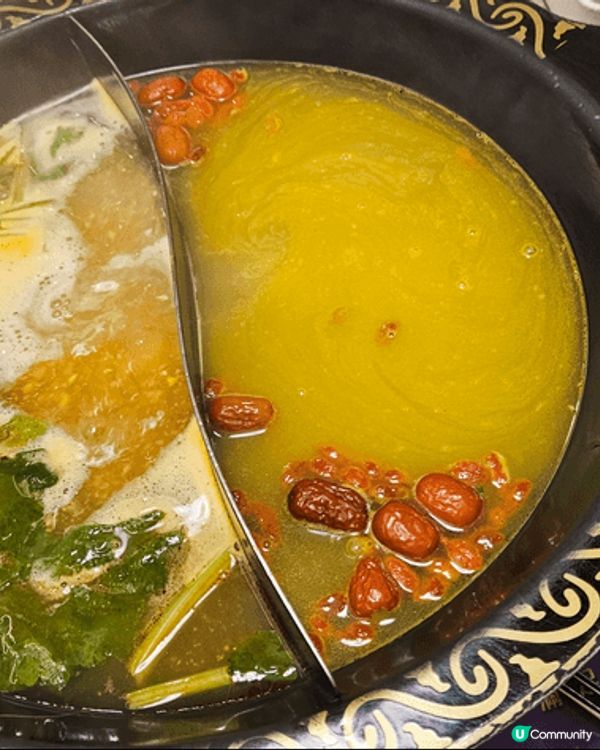 牛駅牛肉麻辣火鍋 真係牛肉嫩滑湯底靚叔叔四個鐘 仲有好多甜品...