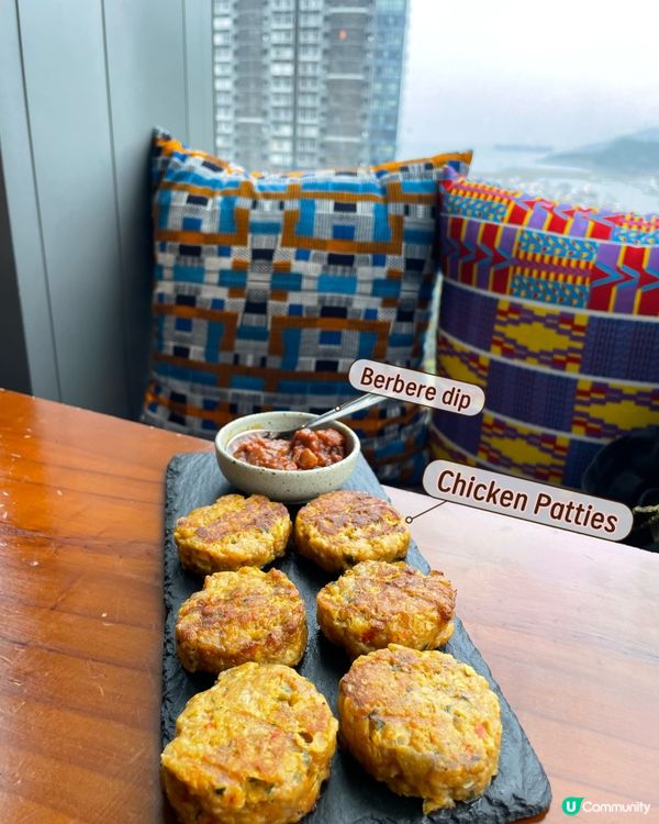 黃竹坑有望到海嘅15樓非洲菜Cafe✨🙀