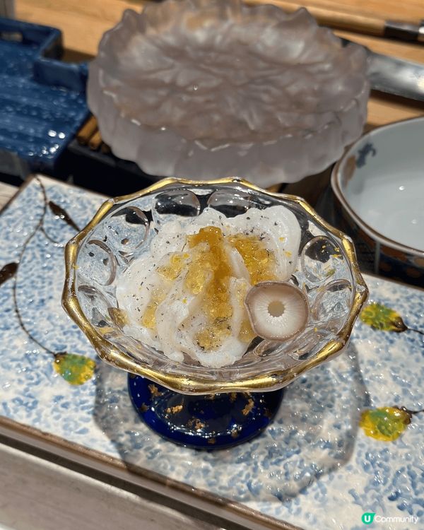 同朋友慶祝生日，帶咗佢去菊月町食Omakase! 有兩個套餐...