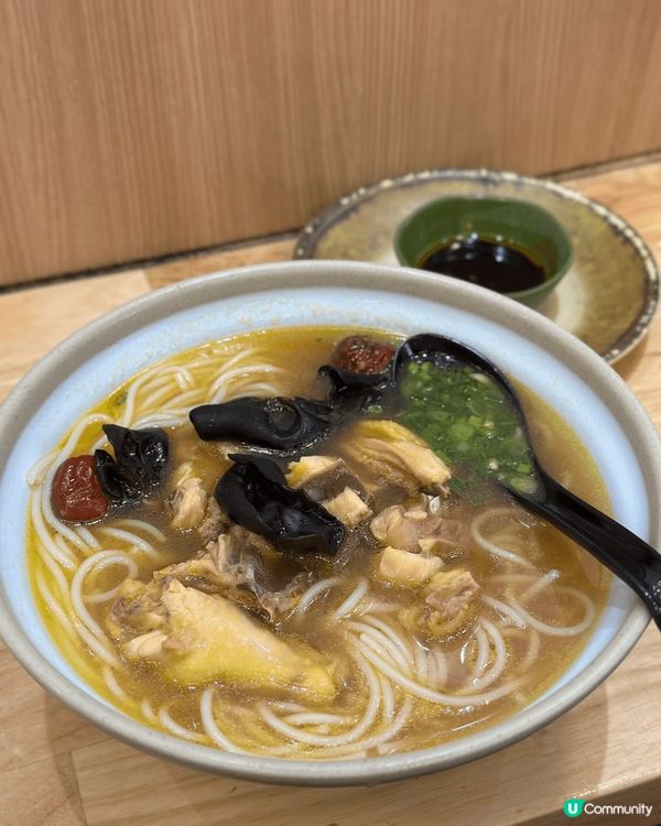 想食醉雞麵我第一時間會諗起鳳鳴居！！由上水食到出旺角都大排長...