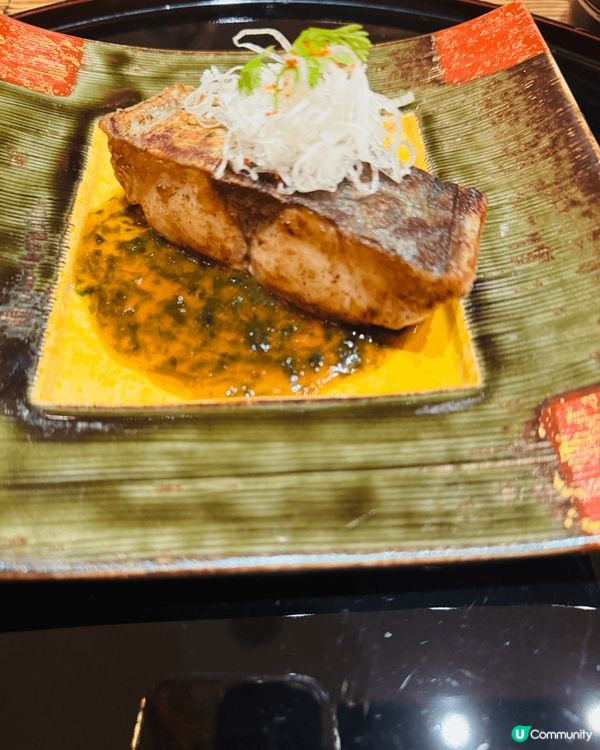 九龍香格里拉酒店入面嘅日式餐廳萬灘日本料理菜單多元化，今晚試...