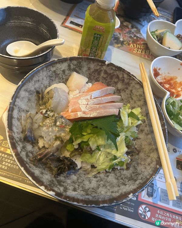 呢個係一間放題入面嘅lunch set，超抵食，勁多嘢食，又...